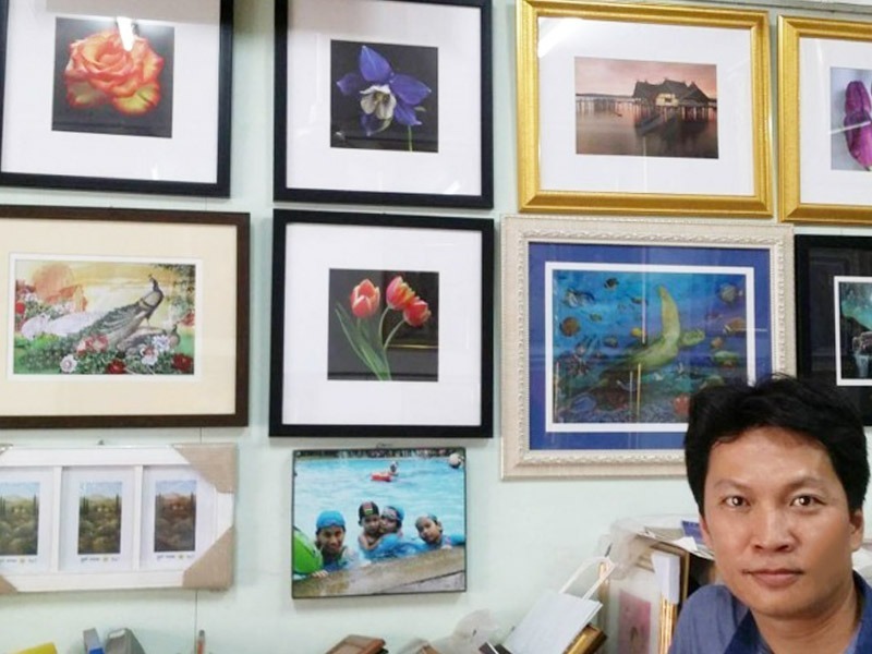 รับทำกรอปรูปติดผนัง โคราช